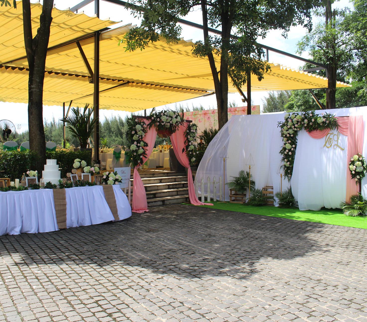 EVENTS & OUTDOOR FUNCTION LAWN