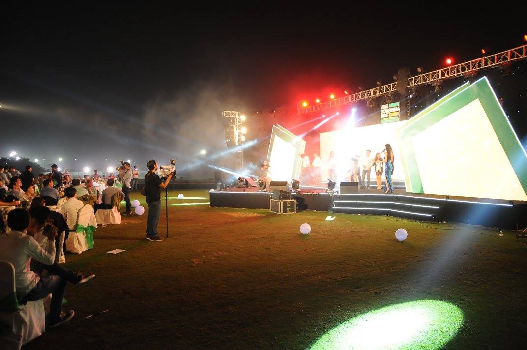 EVENTS & OUTDOOR FUNCTION LAWN